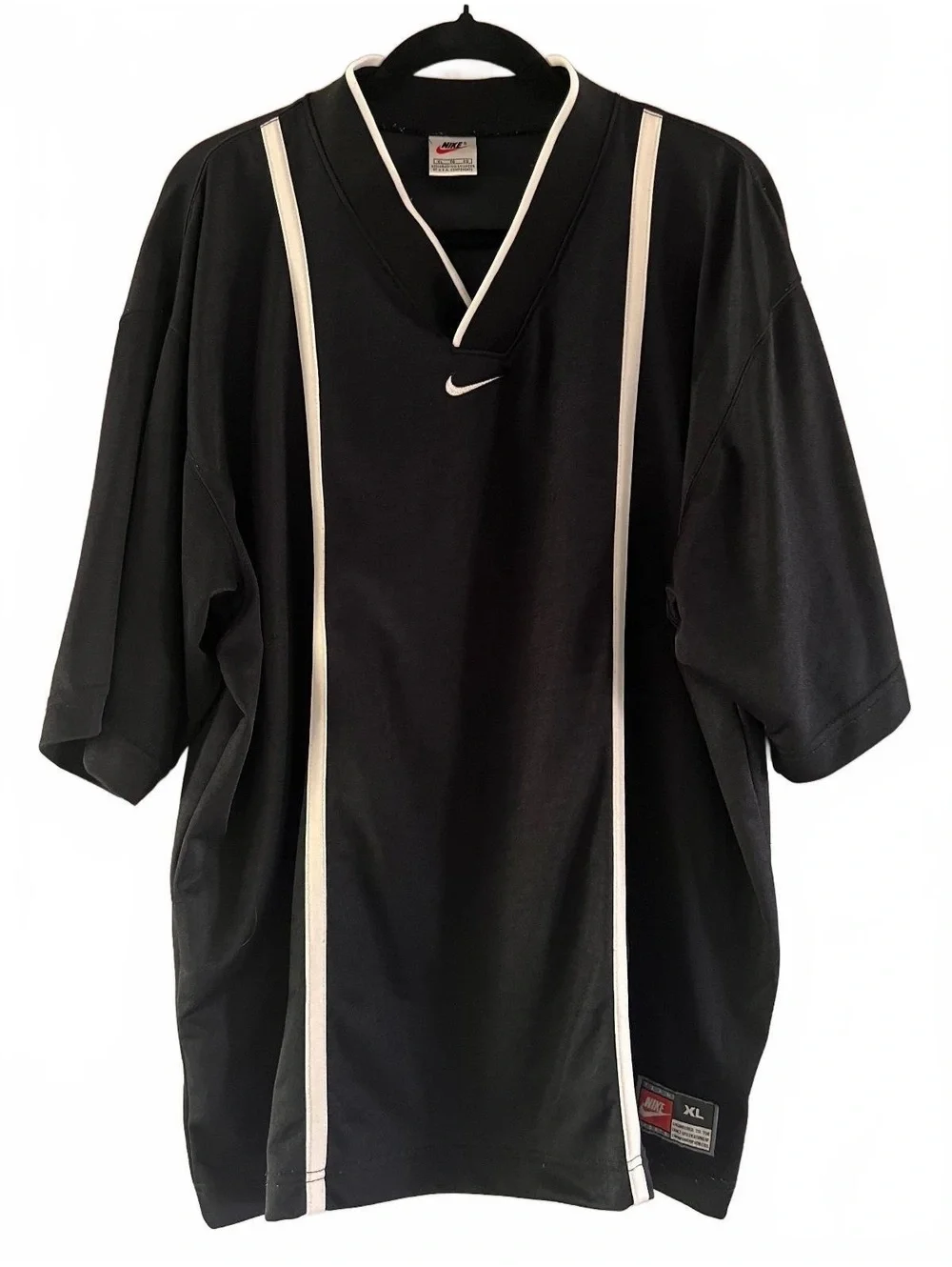 90s Vintage Nike Black Short Sleeve V-Neck Sports Shirt XL